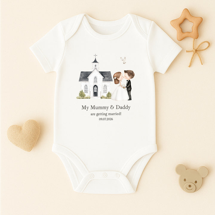 Personalised My Mummy &amp; Daddy Are Getting Married Kids T-Shirt or Baby Vest